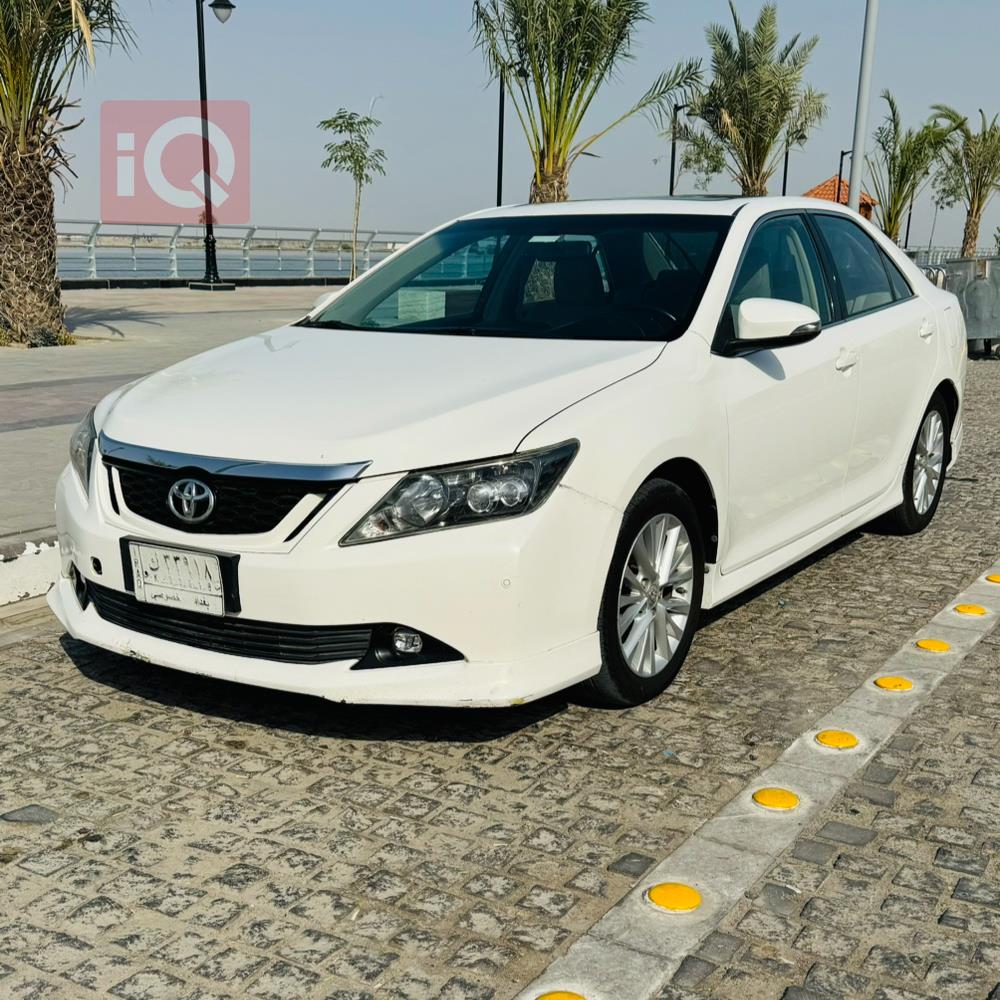 Toyota Aurion